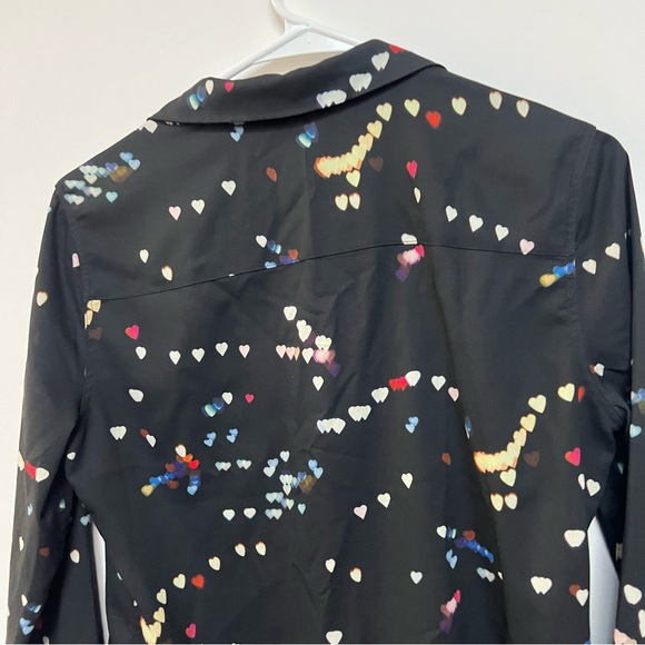 Equipment Adalyn Refracted Heart Print Button Down Shirt Blouse Black Size Small - Picture 6 of 8